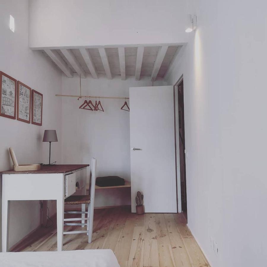 Can Tando Restored Catalan Old Barn To Enjoy Peaceful Rural Simplicity Sant Jordi Desvalls Buitenkant foto
