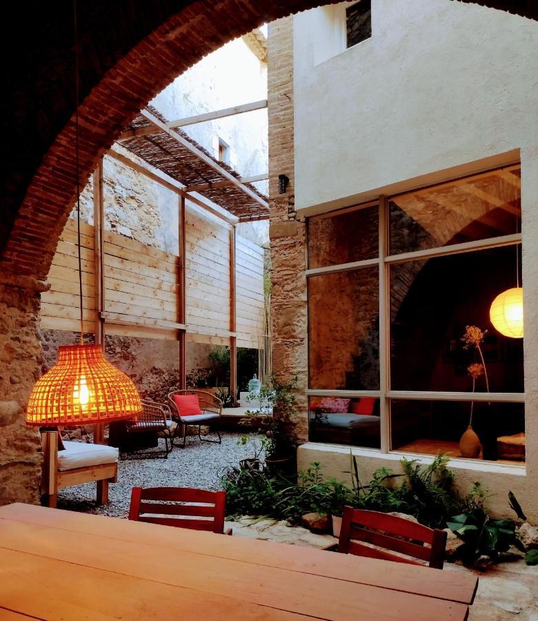 Can Tando Restored Catalan Old Barn To Enjoy Peaceful Rural Simplicity Sant Jordi Desvalls Buitenkant foto