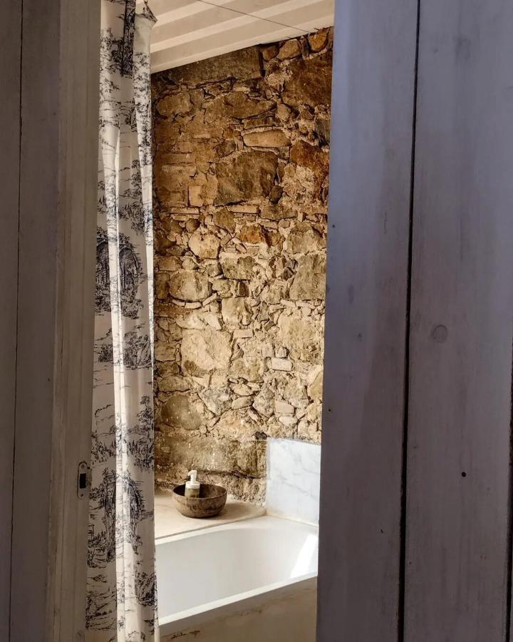 Can Tando Restored Catalan Old Barn To Enjoy Peaceful Rural Simplicity Sant Jordi Desvalls Buitenkant foto